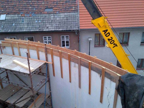 Rekonstrukce střechy a krovu – fotka 12